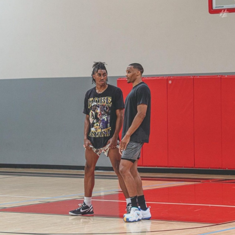 阿什拉夫谈伤病：我恢复得好多了，炎症也已经消退（阿什拉夫谈伤情：恢复明显好转，炎症已消退）