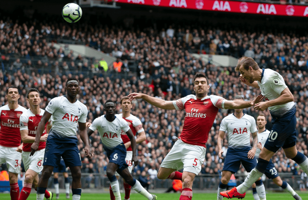 跟队记者：内马尔将与桑托斯续约至2026世界杯前（队记称：内马尔将把与桑托斯的合同延长至2026年世界杯前）