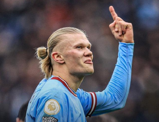 整形医生：C罗可能进行过多次整形手术，他做得非常对（整形专家称：C罗或曾多次接受整形手术，此举十分明智）